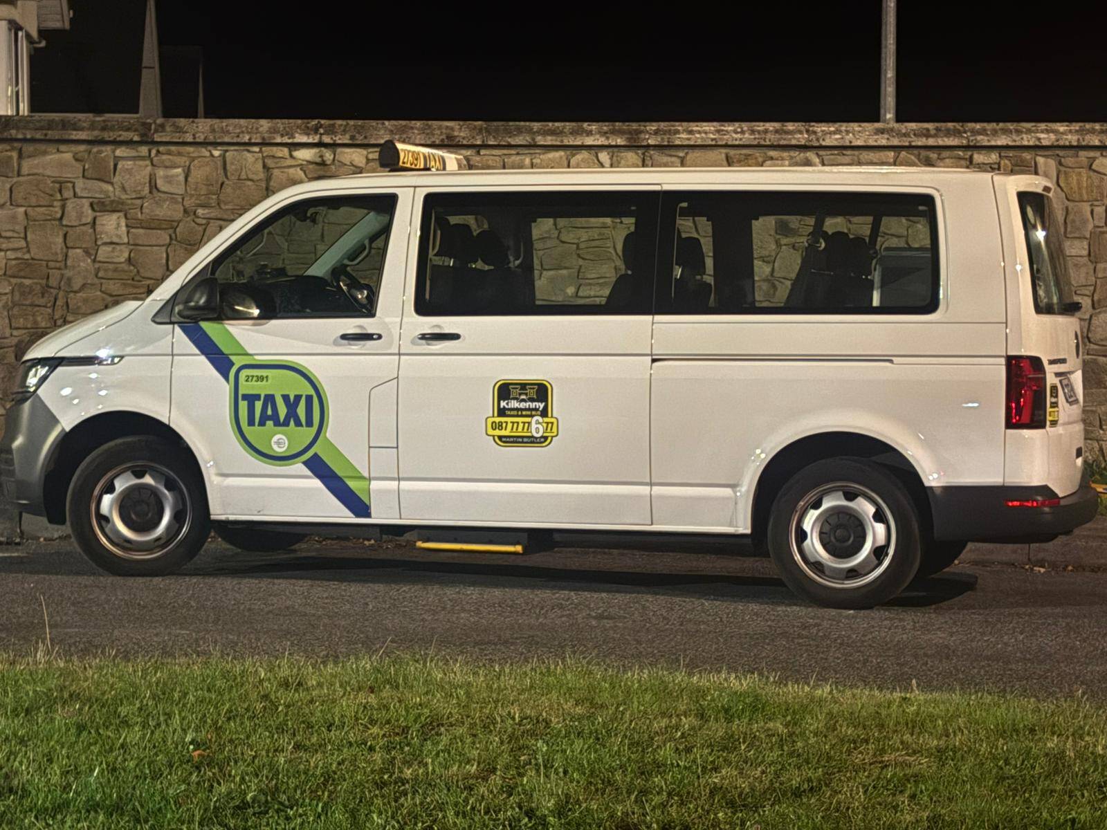 Kilkenny Minibus 24 Hour Service Kilkenny Minibus 24 Hour Service